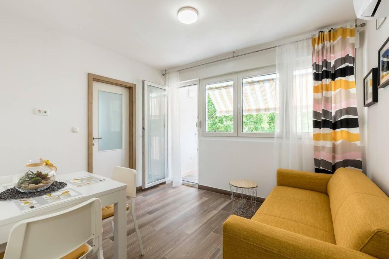 Apartments Cezar Split Exterior photo