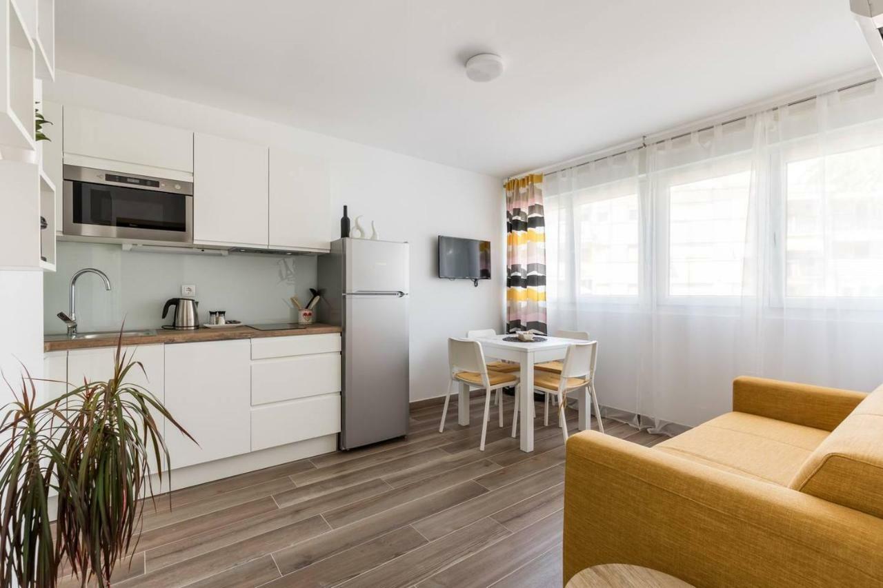 Apartments Cezar Split Exterior photo