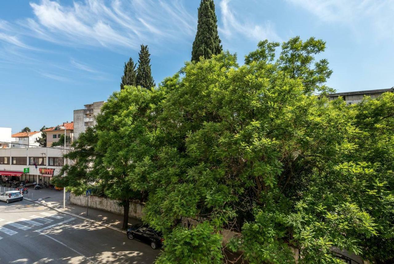 Apartments Cezar Split Exterior photo