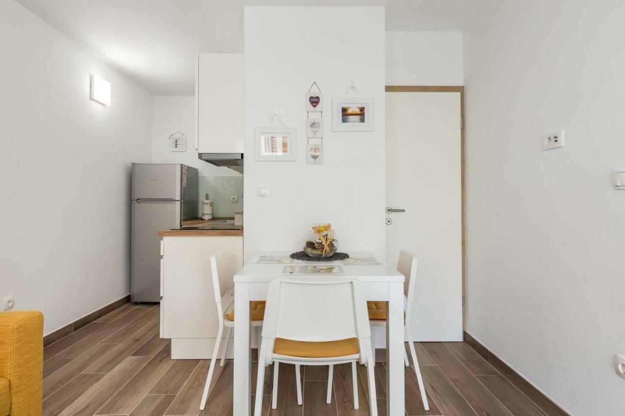 Apartments Cezar Split Exterior photo
